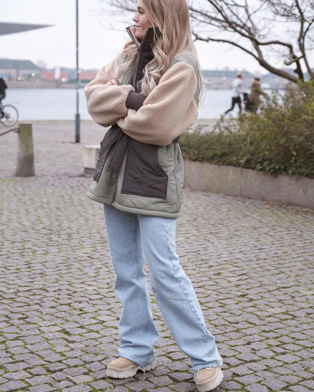 Carlise Teddy Jacket - Cold Army